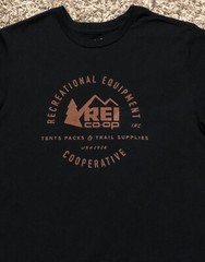 REI Co-op Official Tent Packs & Trail Supplies USA 1938 Men’s T-Shirt Size S