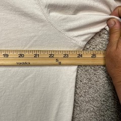 Carhartt T-Shirt Men XL Cream Long Sleeve Loose Fit Graphic Sleeve Crew Neck EUC