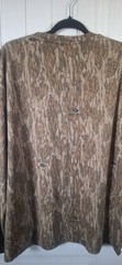 Mossy Oak Men’s Camo Long Sleeve Shirt Size M Hunting Outdoor