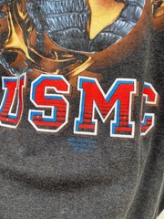 vintage 3d emblem 80s’