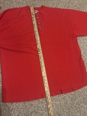 VINTAGE Marlboro Unlimited T Shirt Mens 2XL XXL Red Thermal Henley NWOT