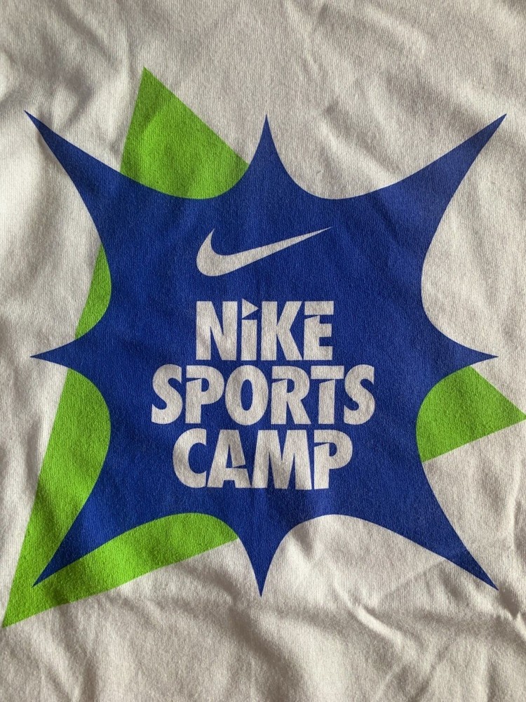 Brand New Nike Sports Camps T-Shirt White/Blue/Green Size Youth Medium