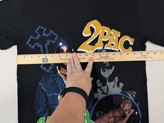 Tupac – 2 Pac – All Eyez On Me – T-Shirt – Size S