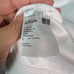 Uniqlo U Airism Mens Size Small White Crew Neck T-Shirt Cotton Blend