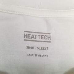 Uniqlo Heattech Men’s Large White T-Shirt Short Sleeve Crewneck Classic Casual