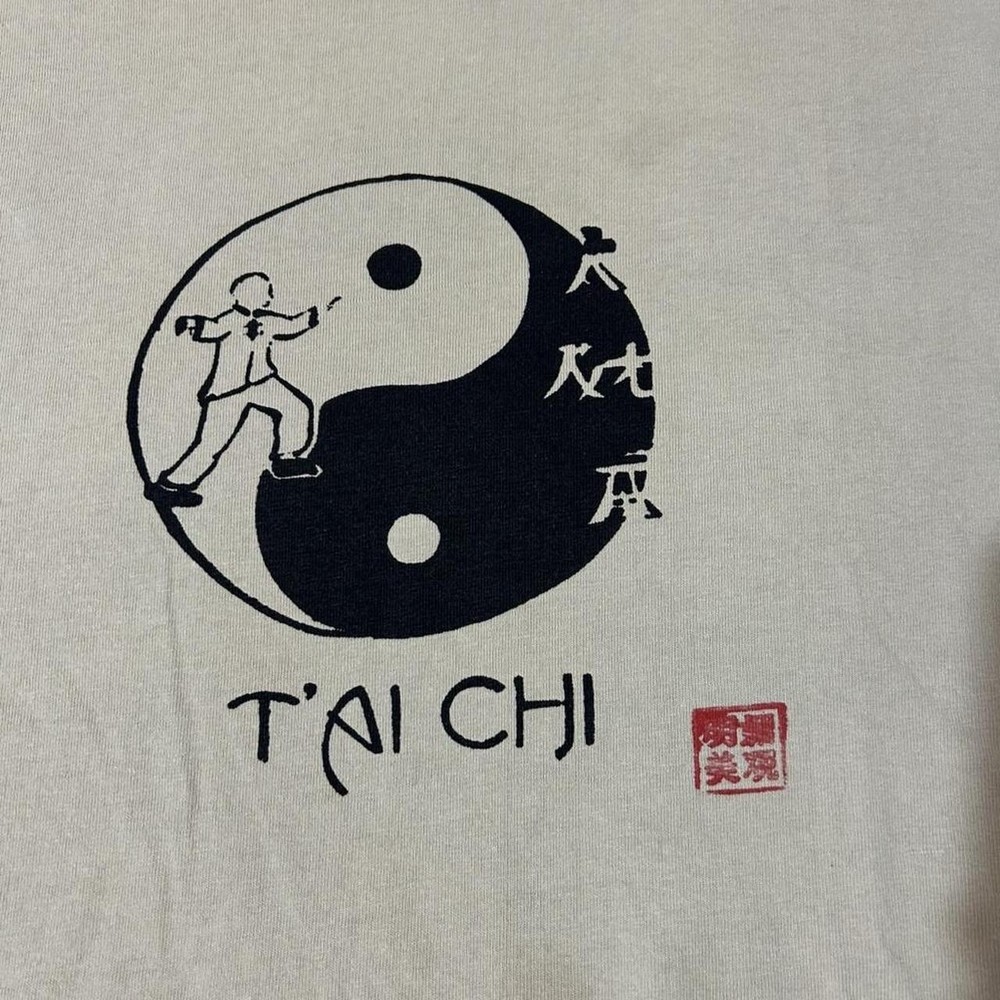 Jerzees Tai Chi Yin Yang Graphic Print Crew Neck T-Shirt Mens L Beige