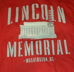 NWT Lincoln Memorial Men’s Medium ‘BLUE 84’ Brand Tshirt Color Red Gray