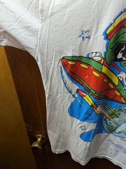 1993 VTG Marvin the Martian Looney Tunes Clean The Earth Shirt Large? Distressed