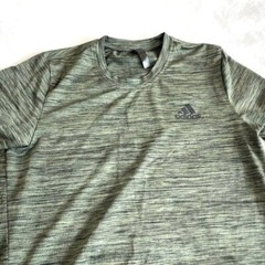 Adidas Mens T Shirt Short Sleeve Logo-Front Fabric-100% Polyester Size- Medium