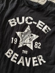 Buc-ee The Beaver 1982 Graphic Tee Size Women’s Medium