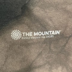 The Mountain Brown Elephant Print Tee, M