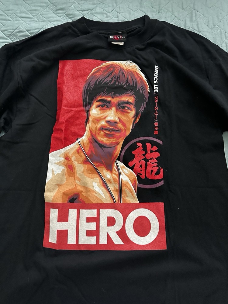 Bruce Lee Hero Short Sleeve Men’s T-shirt Large Black Red Print Dragon