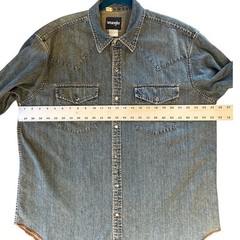 Vintage Wrangler Denim Western Snap Shirt Men’s XL Cowboy Ranch Wear