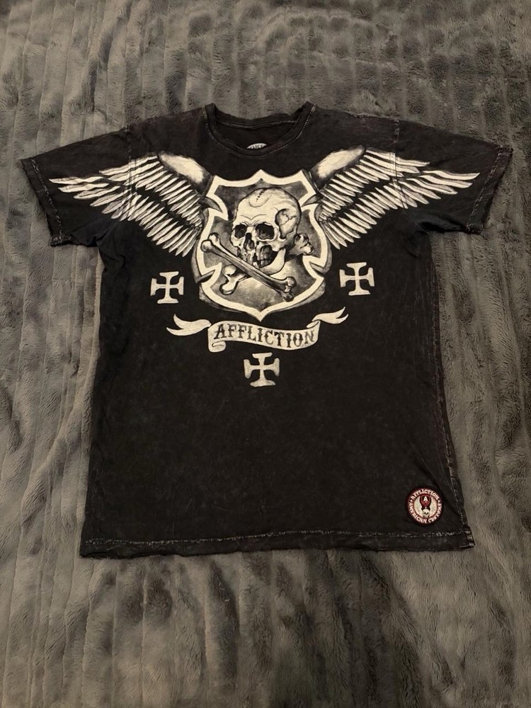 Affliction Black Skulls T-Shirt 2000s Vintage Size XL