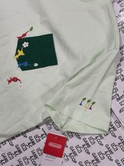 Nintendo NY Pikmin Collection Offset Pocket T-Shirt NWT Red Yellow Blue Olimar