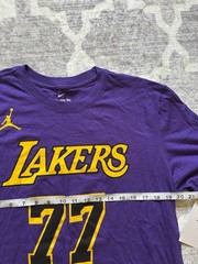 NWT Luka Doncic Los Angeles Lakers Nike Jordan Name & Number T-Shirt Men’s M