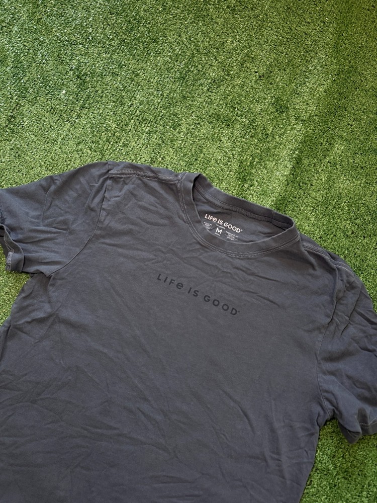Life is Good T-Shirt Adult Size Medium Dark Blue Graphic Spellout Logo Tee