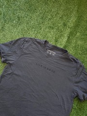 Life is Good T-Shirt Adult Size Medium Dark Blue Graphic Spellout Logo Tee