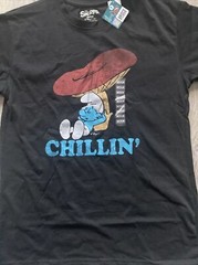 The Smurfs “Chillin” Graphic T-Shirt Medium Black Mushroom Brisco Brands Sleepy