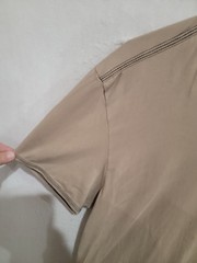Buckle Black L V-Neck Shirt Tan Beige Short Sleeve Triple Stitch Detail Men’s