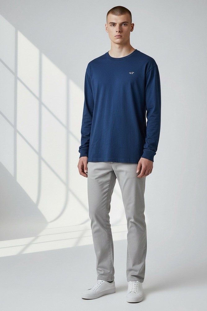 Hollister Men’s Size M Long Sleeve Crew Neck Must Have Collection Blue Tee