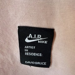 Nike AIR David Bruce Smiley Basketball T-Shirt Mens Medium Pink Loose Fit Tee