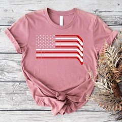 USA Flag Hockey Comfort Tee Patriotic Ice Fan Gift Men Women