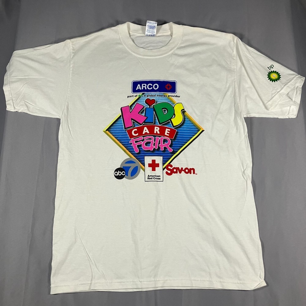 Gildan ARCO Kids Care Fair T-Shirt Men’s Large White Graphic Charity Tee