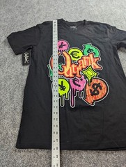 Outrank T-Shirt Men’s M Black Graphic Print Money Bags NWT