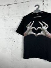 Avant garde Japanese Hands Heart Love T Shirt Size XL