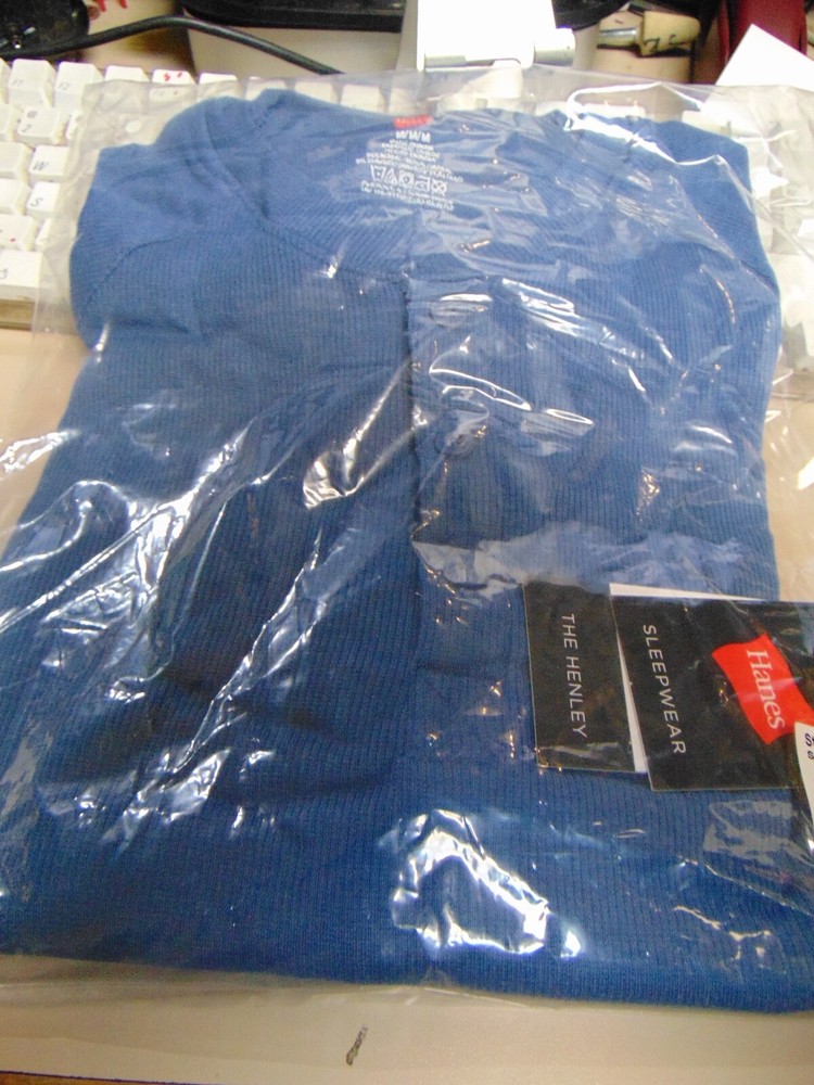 Hanes Men’s Long-Sleeve Henley Shirt SLEEPWEAR 95% cotton 3 button XL SOFT