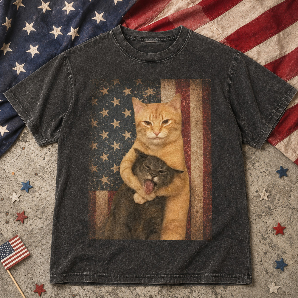 Patriotic Cat Vintage Retro Shirt American Flag Two Cats USA 4th July Gift Tee