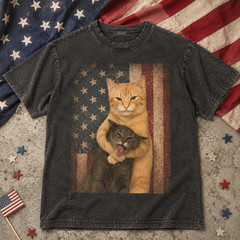 Patriotic Cat Vintage Retro Shirt American Flag Two Cats USA 4th July Gift Tee