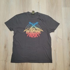 Lucky Brand T-Shirt Mens Large Classic Fit TRUE TO SIZE “Electric Rock” Guitar