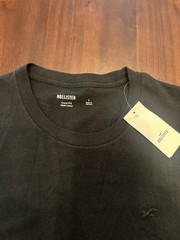 hollister california Core Fit Men’s T Shirt Black Size Large