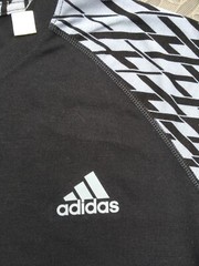 ADIDAS Ultimate TEE Black & Gray T-Shirt M (Medium) Raglan Sleeve Climalite