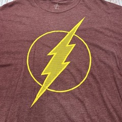 The Flash T-shirt Mens XL Maroon DC Universe Cotton/Poly Blend Soft Lightweight
