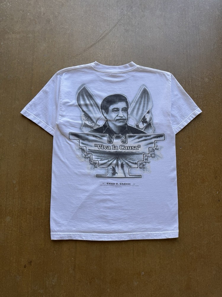 VTG 90s Aztlan Viva La Raza Mexico Cesar E. Chavez Legends Collection T-Shirt M
