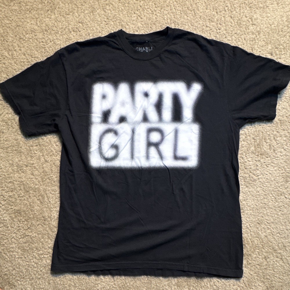 Charli XCX Party Girl Black Graphic Print Tee Shirt Men’s XL Cotton Crew Neck