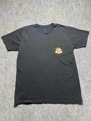 Mens LG Active T Shirt w/ front pocket & floral print on the pocket