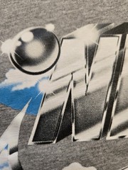 Nike Max90 Graphic T-Shirt Gray Airbrush Spray paint Mens S FZ7968-063 GreyHeath