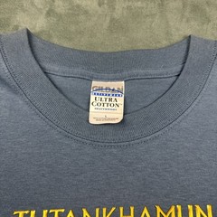 Y2K 00s King Tut Tutankhamun And The Golden Age Of The Pharaohs T-Shirt Size L