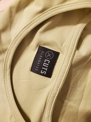 Cuts Clothing/ 3 Pieces Set Crew Elongated Stretch Shirt. Size L