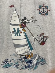 vintage 1990s Disney Mickey Mouse “Sailing” short-sleeve hooded t-shirt Used