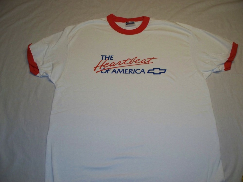 NOS *BRAND NEW* Chevrolet The Heartbeat Of America Logo 50/50 White T-shirt *XL*