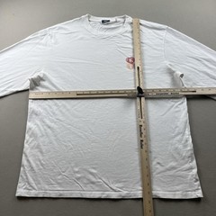 Kith T-Shirt Mens Medium White Hearts Art Logo Long Sleeve New York City Skater