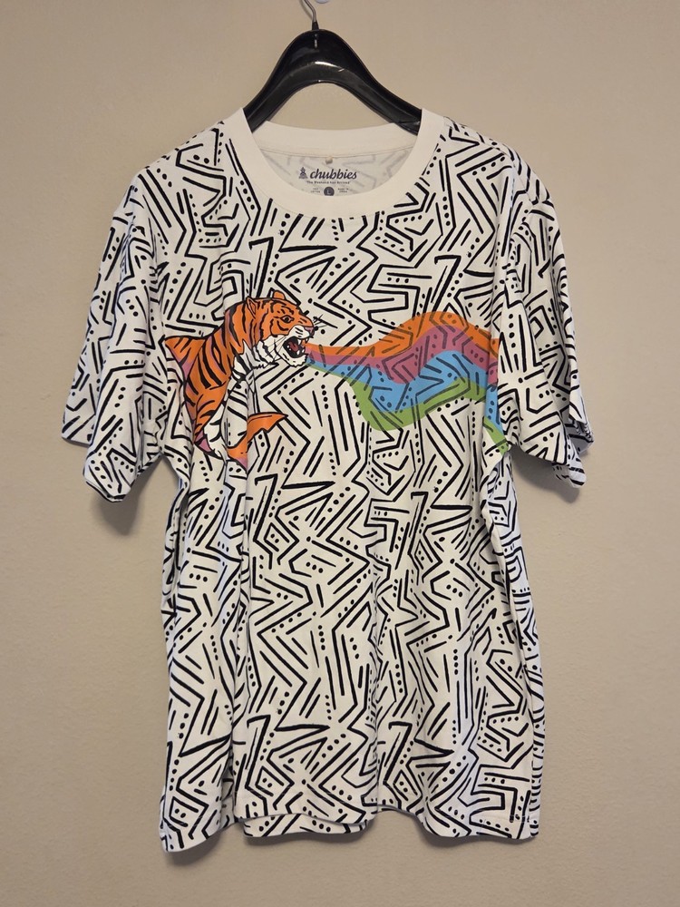 Chubbies Color Spitting Tiger Shark Graphic T-Shirt Men’s Large Rainbow Cotton