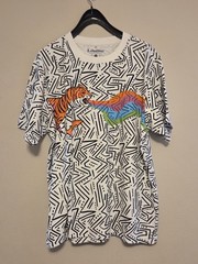 Chubbies Color Spitting Tiger Shark Graphic T-Shirt Men’s Large Rainbow Cotton