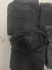 Fresh Clean Threads XXL V Neck Lot Of 4 3 Black 1 Gray Tshirt High Class