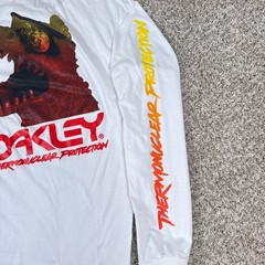 Oakley Shirt Mens XL White Thermonuclear Protection Dinosaur Skate Long Sleeve